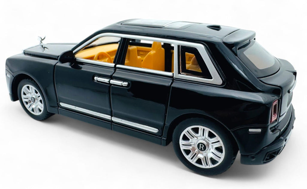 Rolls Royce Cullinan 1:24 diecast scale model car collectible | Assorted Colors